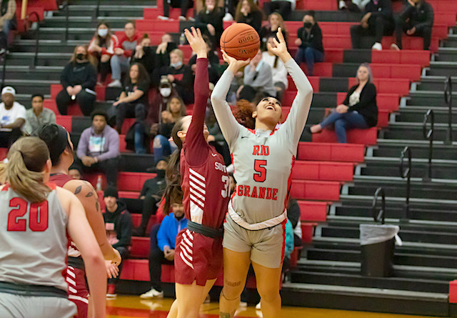 rioredstorm's tweet photo. Rio women roll past Grenadiers
 - https://t.co/eiiAb3c74N https://t.co/wH9GwYmkAw
