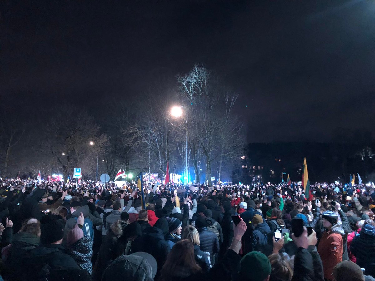depunkedx's tweet photo. I am proud of my country #Lithuania and its' people who highly support #Ukraine. 🇺🇦🇱🇹🙏

We will keep shouting loud about our aggressive and hazardous neighbor Russia and its dictator Putin.

It is a very clear threat for all the world. We have to understand it NOW, not TOMORROW. https://t.co/3yjaNlMeA0