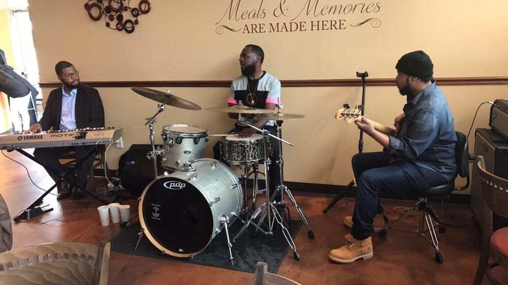 visitPHill's tweet photo. We kick off this #phrestaurantweek with this awesome authentic soul-food black-owned restaurant in Walnut creek: Lena's soul-food kitchen

6403 Foothill Blvd, Oakland

Durant Ave &amp; 64th Ave, East Oakland

#blackhistorymonth #restaurantweek #blackowned #soulfood #bayareafoodies https://t.co/AJKccNP0P6