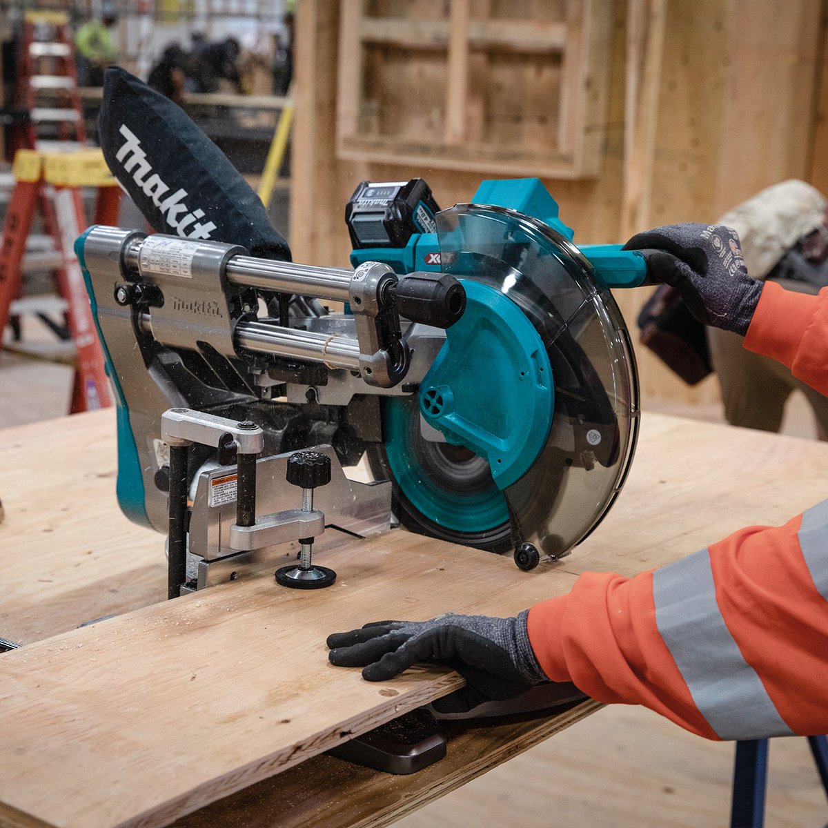 MakitaTools's tweet photo. XGT has miter saws covered with THREE 40V max options: 8-1/2”, 10” & 12”. All 3 have a powerful brushless motor with a gear-driven system (no belts to slip or replace), a rail-forward design for positioning against a wall, and much more #gsl02 #gsl03 #gsl04 #xgt #xgtbeyondlimits https://t.co/DnAu1nhofN