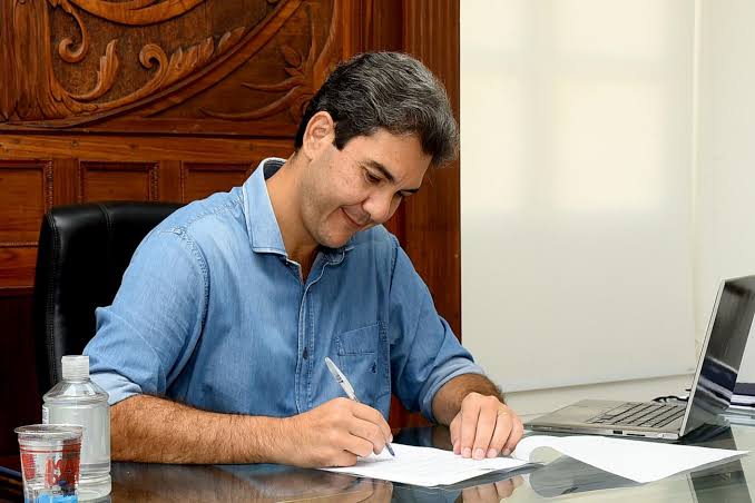 TVBestamar's tweet photo. Prefeito Braide diz que não tem nada a ver com a invasão russa, ''me confundiram com o Biden de novo'' disse ele https://t.co/k5oMZ8Kb3x