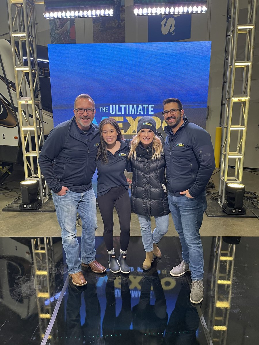 CampingWorld's tweet image. Upgraded. #RVexpo 💥