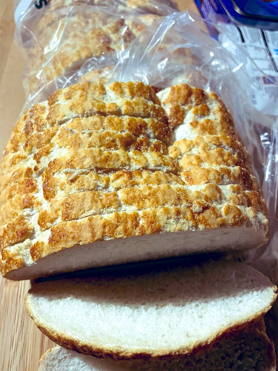 emma_waudby's tweet photo. A welcome break of a timeline of war with a photo of the best ever smell… cannot be beaten!
#tigerbread #foodporn https://t.co/gqYpWFEoDr