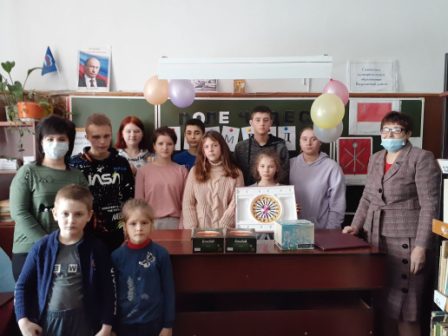 lisova_2009's tweet photo. "Поле чудес" (игровая программа сотрудников Быковской и Дедиловской сельских библиотек) https://t.co/06l0AwANJ1