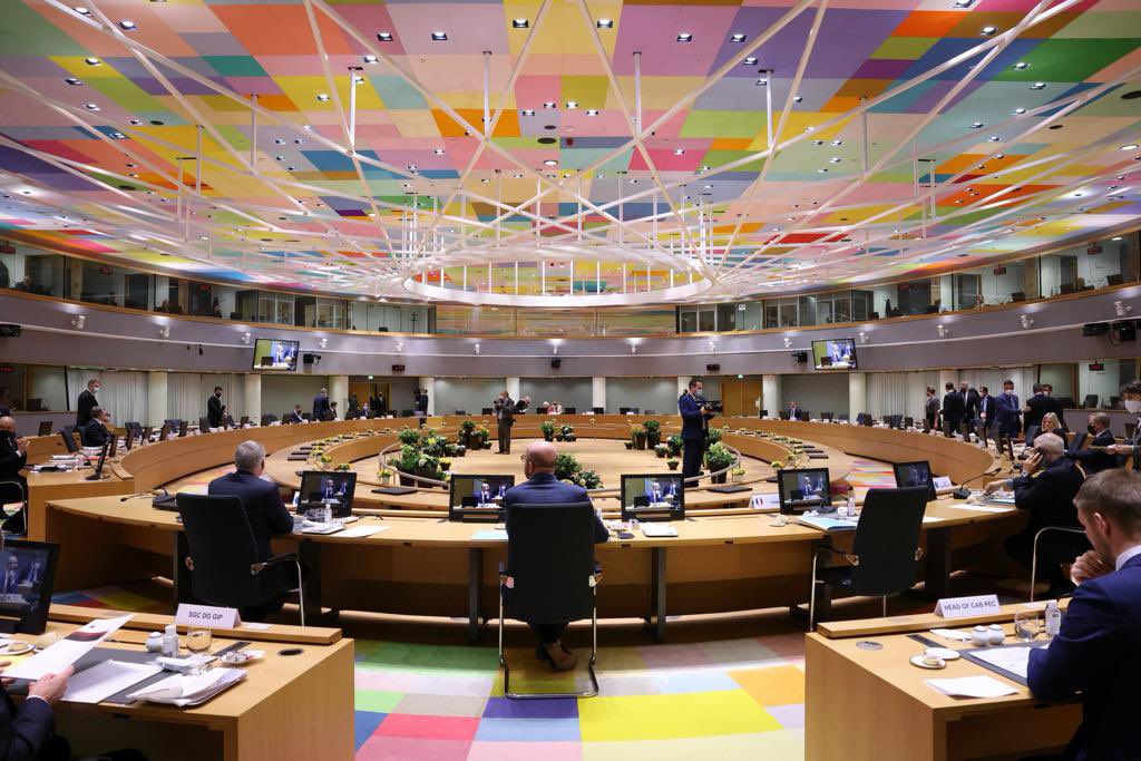 The special #EUCO called by <a href="/eucopresident/">António Costa</a> has started now. 

First on is an exchange of views with <a href="/EP_President/">Roberta Metsola</a> 

The discussion this evening will take place without electronic devices to ensure confidentiality. 

#WeStandWithUkraine
