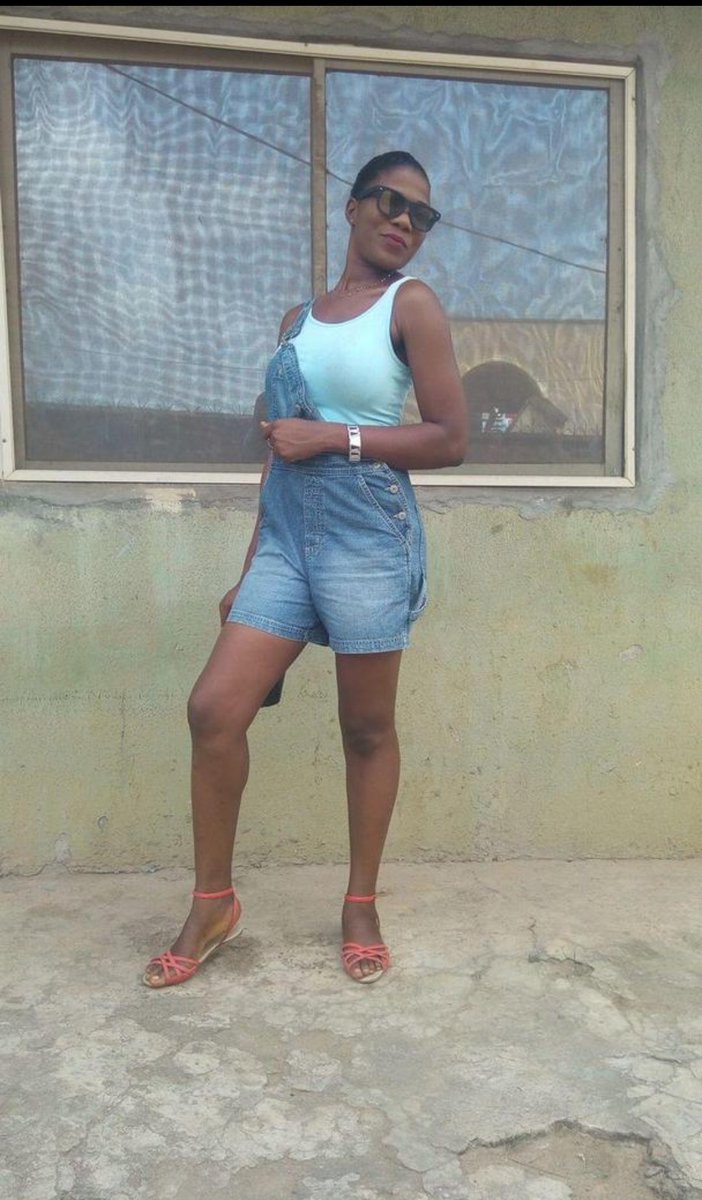 EmpressDaisy_'s tweet photo. I am sexy and I know it.
#Freshqueen #feelingfly #beautyqueen https://t.co/p0Z2jLdi3m