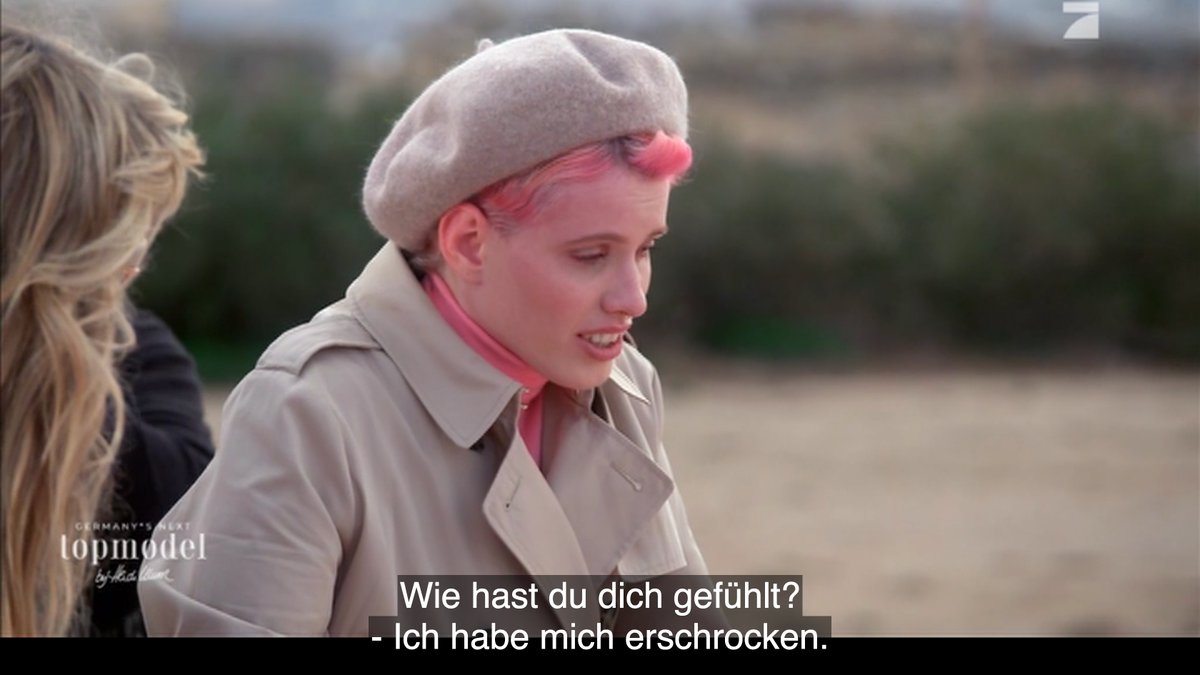 KuriCaetCosplay's tweet photo. Viola beschreibt meinen typischen Arbeitstag. #GNTM https://t.co/1QUEF8wEp9