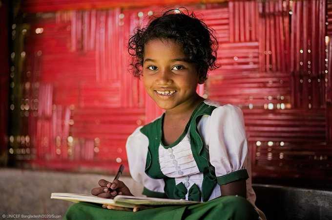 "Hope is a good thing, maybe the best of things, and no good thing ever dies." ~Stephen King

Please retweet if you agree w/these #ThursdayThoughts &amp; that #EducationCannotWait for any child.

<a href="/un/">United Nations</a> <a href="/sida/">Sida</a> <a href="/afd_en/">AFD_en 🇫🇷 🇪🇺</a> <a href="/stateprm/">Bureau of Population, Refugees, and Migration</a> <a href="/harjitsajjan/">Harjit Sajjan</a> <a href="/qf/">Qatar Foundation</a> <a href="/educannotwait/">Education Cannot Wait</a> <a href="/yasminesherif1/">Yasmine Sherif</a> #SDG4📚