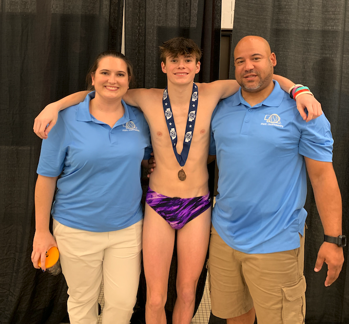 Congrats to <a href="/ShaddyZach/">Zach Shaddy</a> and his excellent coaches! <a href="/SraSchultz/">Val Schultz</a> <a href="/BW_SwimDive/">Bellevue West Swimming & Diving</a> @omahadiver <a href="/airbornediving/">Airborne Diving Academy</a>