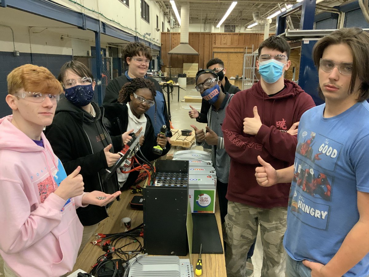 ngsliving's tweet photo. These young student technicians are troubleshooting and repairing the battery management system on a large lithium battery. I don’t think you will find another group of high school students as capable as this group. These students are already industry certified. https://t.co/ZOBsLY8QGN