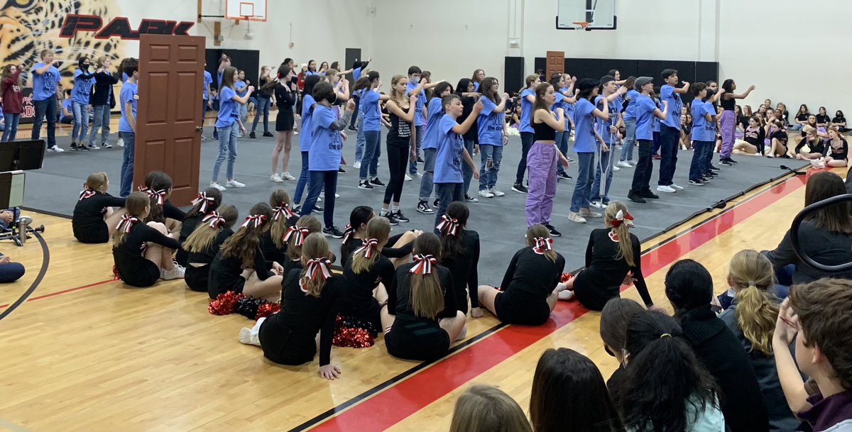 amanda_langseth's tweet photo. It was a GREAT day to be a Leopard!  We got to meet some really cool 5th graders who are ready to join us at CPMS in the fall!  Day 2 of our 5th grade visits tomorrow!  🐆❤️🎉 https://t.co/hWcnXXh8OH