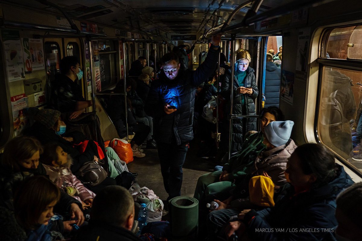 MundoAlerta2022's tweet photo. 🔴 #Ucrania |  Así luce el METRO de KIEV, siendo las 3:00 a.m en Ucrania. https://t.co/AwCSD0giBI