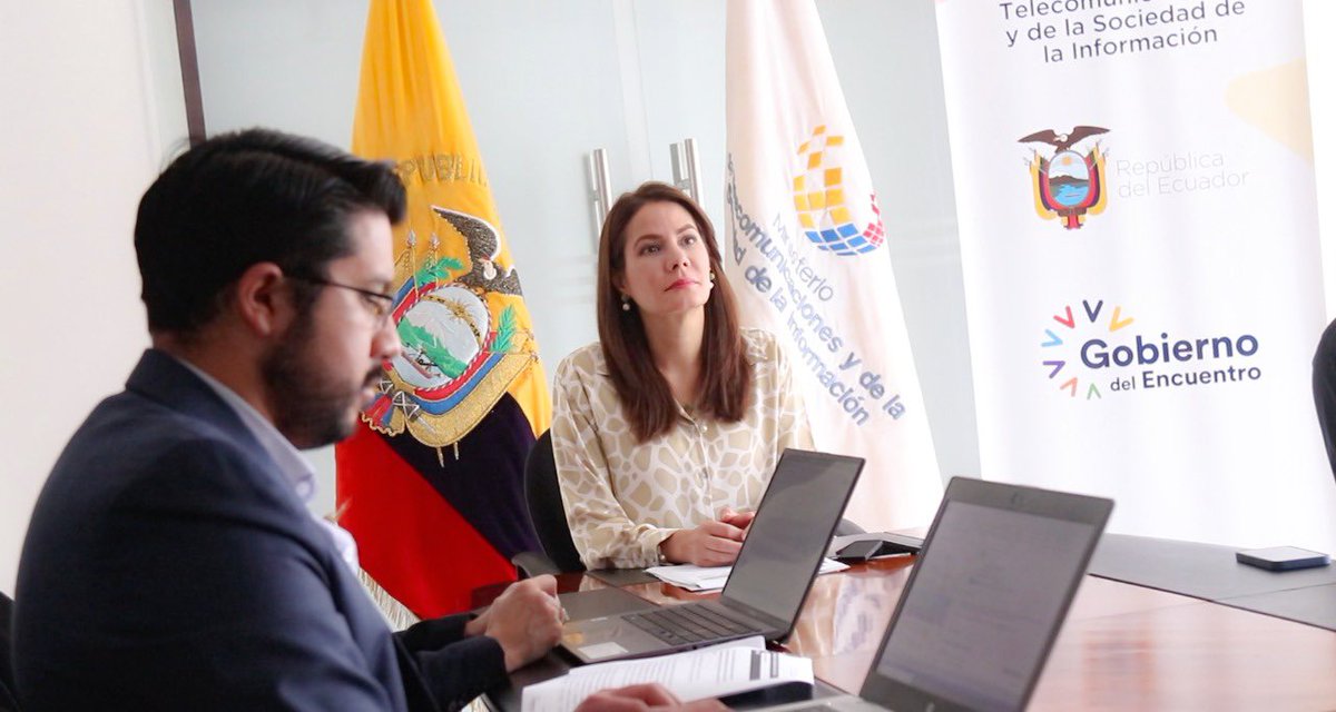 La educación es prioridad y por eso, en espacio con <a href="/The_Dialogue/">The Inter-American Dialogue</a> expliqué que nuestros esfuerzos dotan a estudiantes y ciudadanía de conectividad y capacidades para usarla. La tecnología, acompañada de inversión y cooperación, brindan oportunidad, inclusión financiera y social.