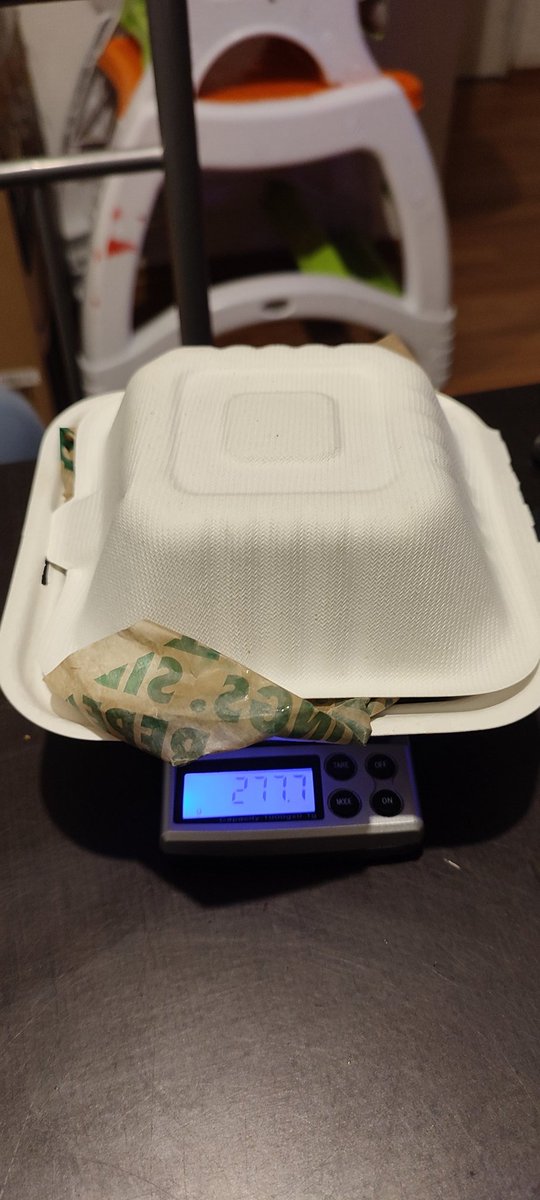 abraneet's tweet photo. @Profeco @WingstopMexico  jueves tras jueves es lo mismo,  ¿me tengo que pelear para que me den justo lo que estoy pagando? Siempre pago las papas jumbo y me dan lo que su humor les place #wingsstop #patiotlapan #robo https://t.co/229gZmVZRT