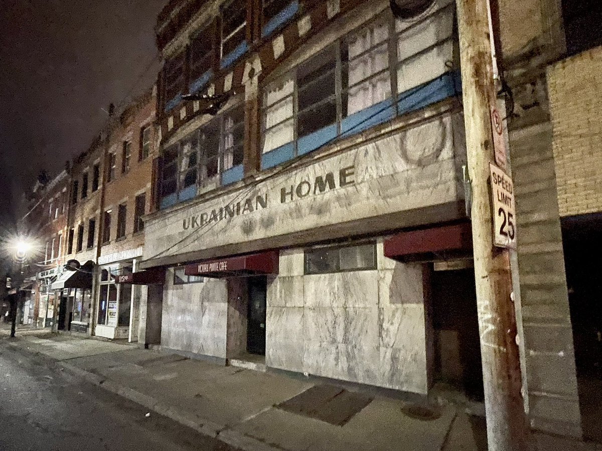joezeffdesign's tweet photo. There are about 11,600 people of #Ukrainian ancestry in Allegheny County and 21,180 in the broader #Pittsburgh region, according to U.S. census data. #carsonst #southside https://t.co/1YH4QZI4MZ