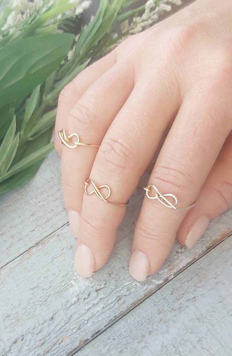 therockwrapper's tweet image. Best Friend Rings, Infinity Rings for Women, Rose Gold, Silver, Gold, 21st Birthday Gifts for Her #BestFriendRings #InfinityRing 
$14.95
➤ etsy.com/listing/118417…