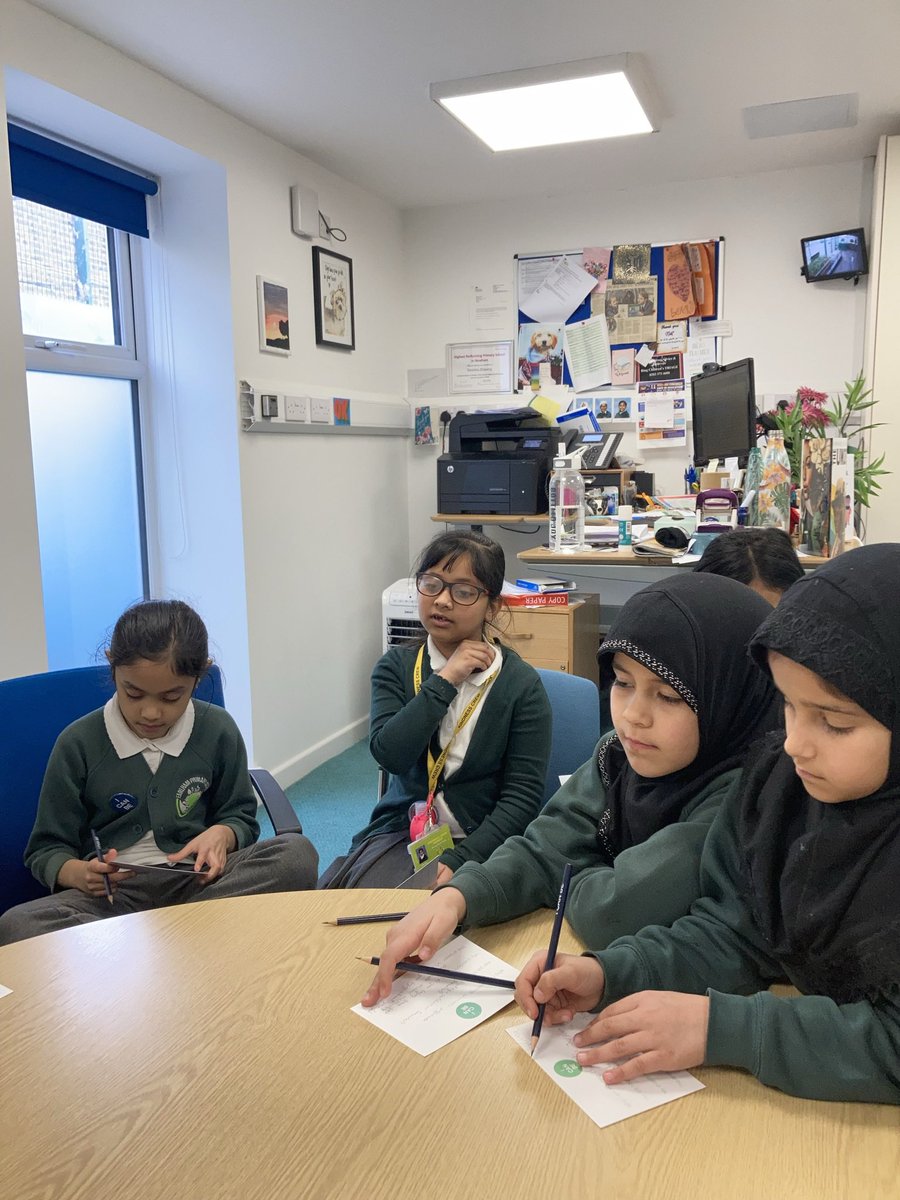 Thank you to Charlotte Jeffcoate for taking the time to speak to our year 3 @ICanBeOrg girls about your work as a strategic customer services manager #girlboss #equality #learningopensdoors #learningchangeslives @eko_trust