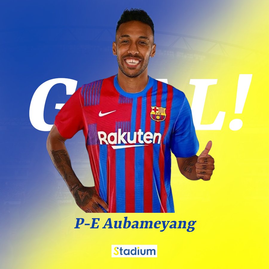 Stadium_ga's tweet photo. 🚨#StadiumAlert | #UEL| QUEL BUUUUT D'#AUBAMEYANG🇬🇦 ! Le Gabonais inscrit le 4e but du Barça face au Napoli ! Les Catalans mènent désormais (1-4) ! https://t.co/XGkis82kPd