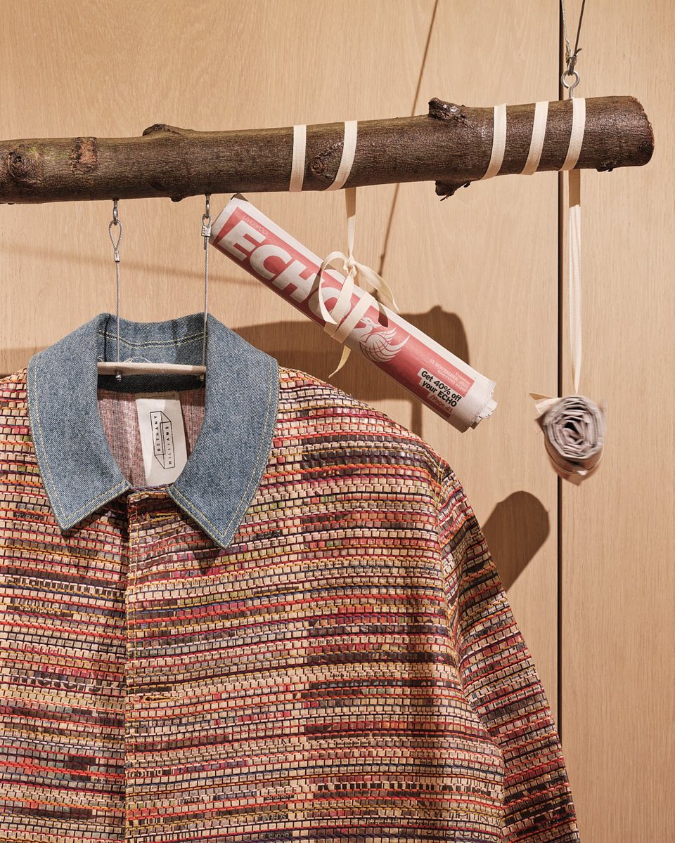 Among the objects in the Bethany Williams display is a jacket made of waste material - can you see the newspaper woven into it? It’s from old issues of the Liverpool Echo. I love how the waste hasn’t been masked and brings to it a wonderful texture 🗞 
<a href="/DesignMuseum/">the Design Museum</a>