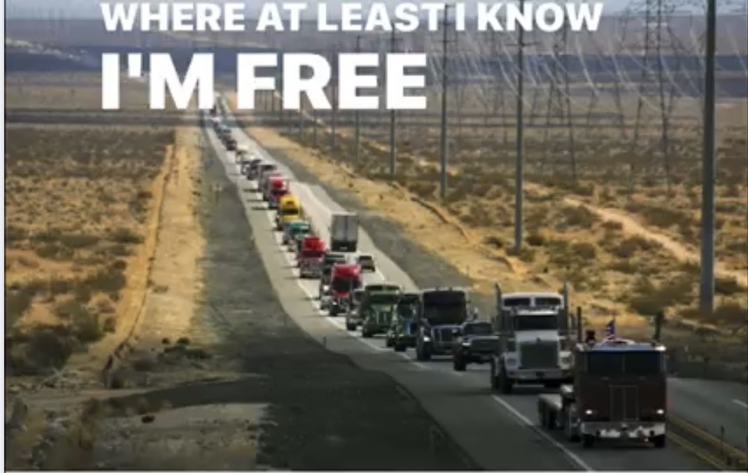 Queenofsurf's tweet photo. Miles and miles of patriots in the #PeoplesConvoy! #EndTheMandatesNow #endnwo #endpandemic #DoNotComply https://t.co/gxbj0YWxf5
