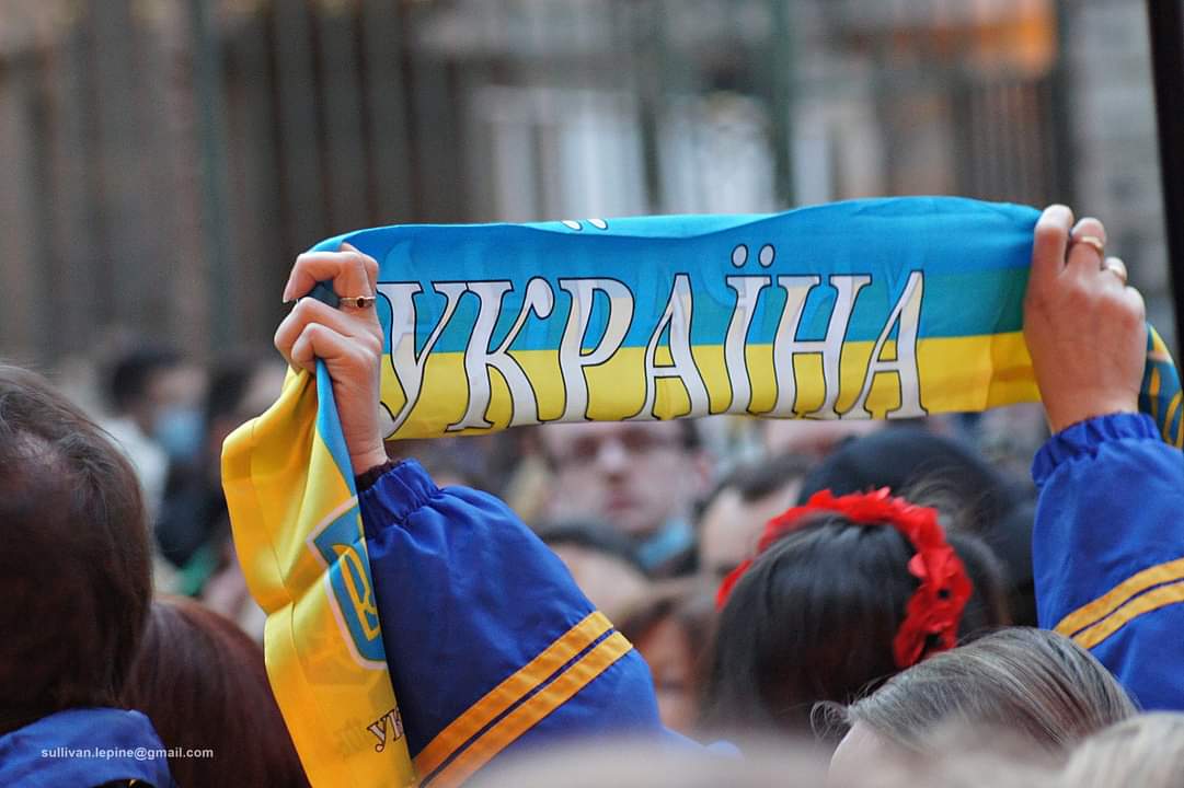 Rassemblement pour la paix en Ukraine ce jour à Lyon. J'y étais pour quelques photos. <a href="/Lyon_Ukraine/">Lyon-Ukraine</a>. #ukraine #Peace #StandWithUkraine #Lyon