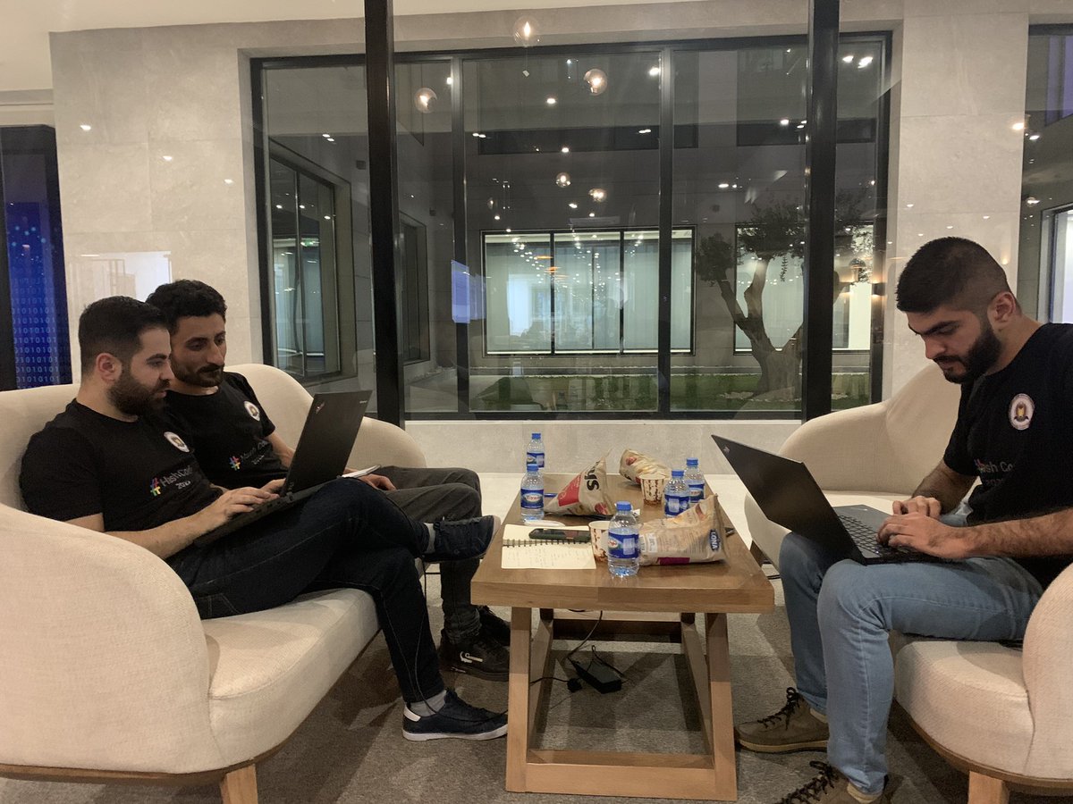 KRGDIT's tweet image. کۆتا 10 خولەکی #hashcode، تیمەکانمان لە فەرمانگەی تەکنەلۆجیای زانیاری @KRGDIT هیچ کات کۆڵ نادەن.
#StrongerKurdistan
