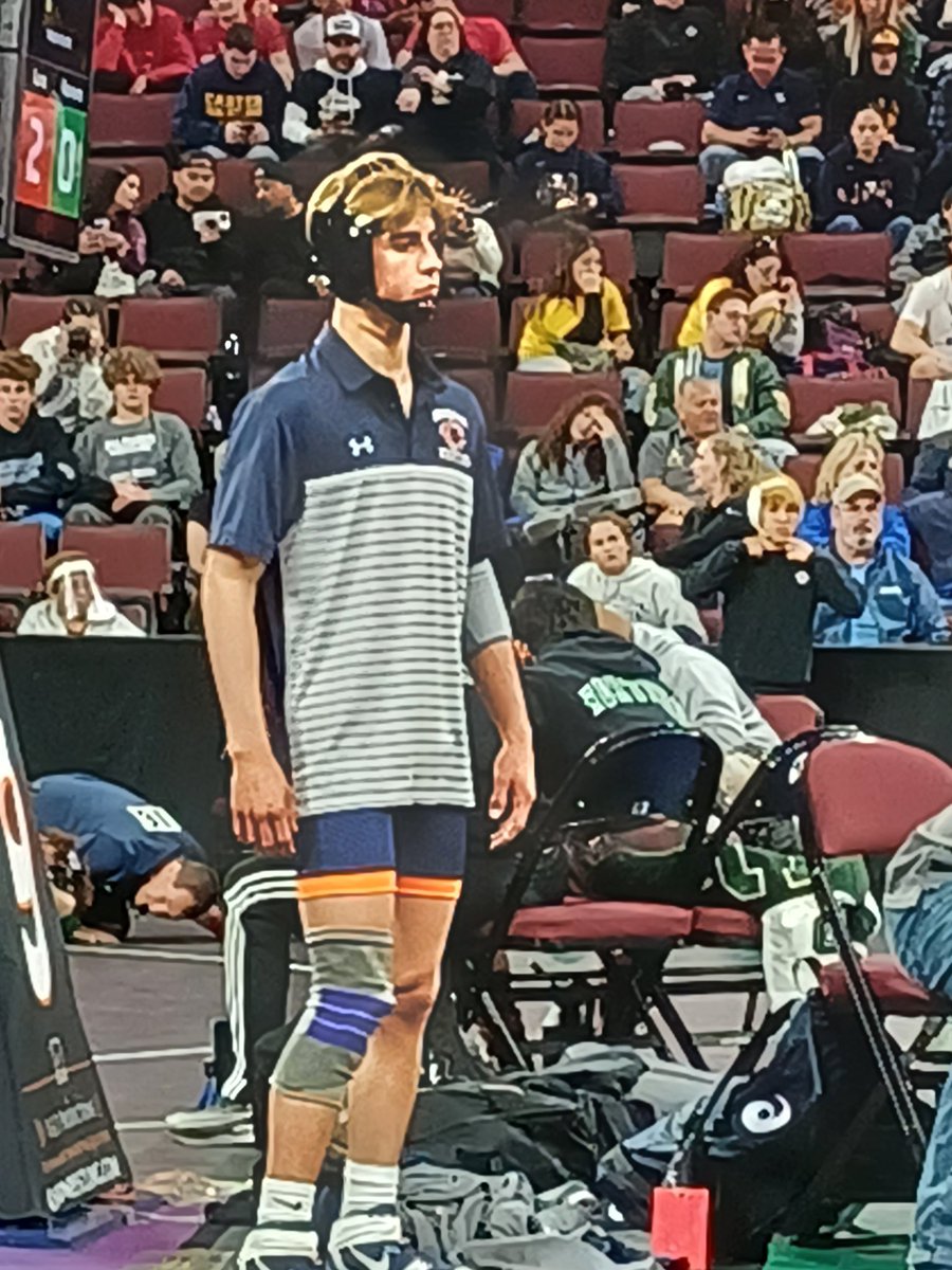 NADEWRESTLING's tweet photo. Senior Zeth Romney says hello to his biggest fans (Brent and Angela Romney). Years of sacrifice, prayer and love went into Zeth's wrestling journey. Zeth wins his 1st match and moves to the next round at CA State in Bakersfield. https://t.co/YxyEjSpRnP