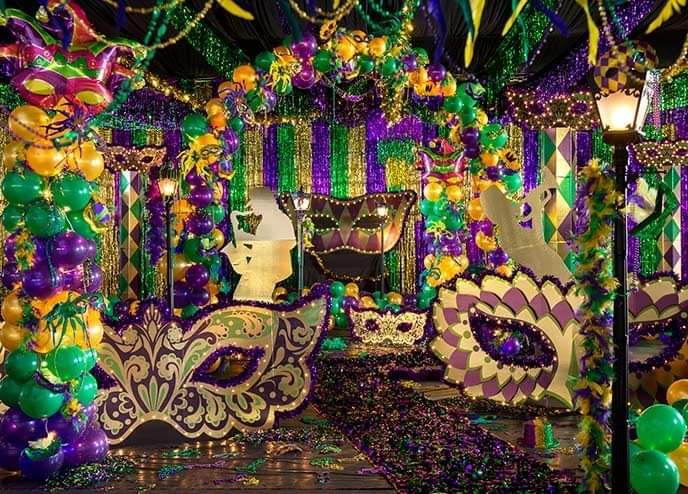This Saturday is our Mardi Gras Party with DJ Breezz! Come out to celebrate with us and have a blast! Music, decor, dancing and drinks we've got it all and can't wait to see you here!

#bucyrus #dillingers #mardigras #celebrate #nightout 

fb.me/e/2gHPz15jZ