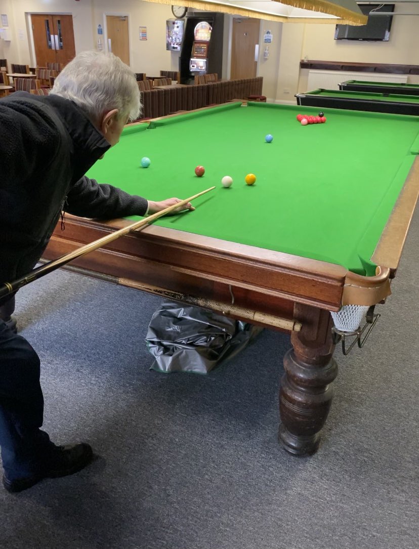 The Hit&amp;Hope series back underway the other day 🎱 
Victory for Bluss junior but the old man still going strong 👨🏻‍🦳 #BenjaminButton #LongPotCity #AmateurHour