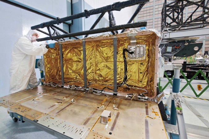 MGAstateU's tweet photo. When @NASA launched the James Webb Space Telescope into the cosmos in 2021, #MGA was along for the ride. From 2008-2016, the University’s Institute for Applied Aerospace Research worked on certain JWST components.

📰: https://t.co/czmetsnwjd
📸 Telescope: https://t.co/xckovYihZB https://t.co/2qmkBYN00a