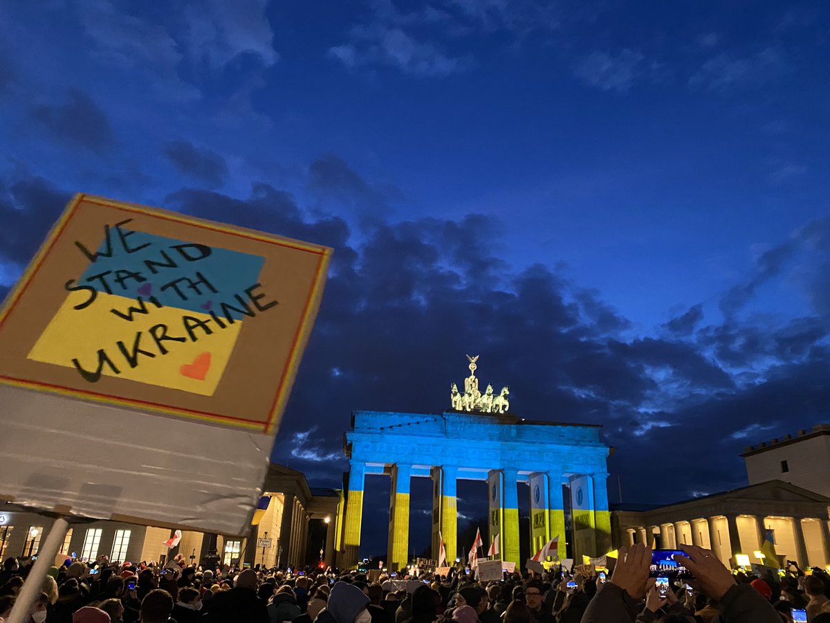 Immer noch sprachlos und unfassbar traurig, dass es soweit kommen konnte. #WeStandWithUkraine