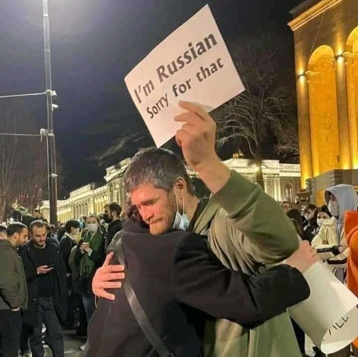 havrdeengfs's tweet photo. "eu sou Russo,desculpe por isso" 💔 #UcraniaRussia #UcraniaRusia https://t.co/ZR2JugWG5m