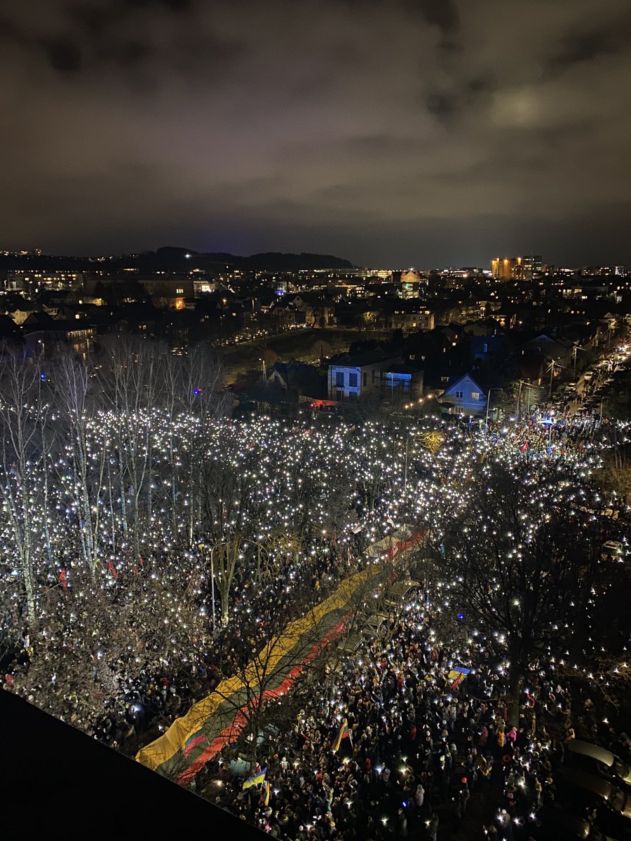 alex_kokcharov's tweet photo. In #Vilnius, #Lithuania, thousands joined a protest outside #Russia’s embassy to demonstrate against Putin’s invasion of #Ukraine: https://t.co/Pv2VCGIn3D