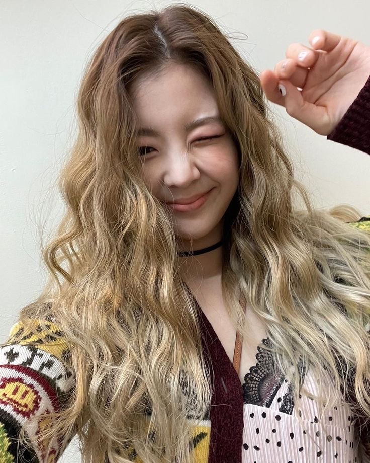 chaeryeooong's tweet photo. community index lia — @jisuproyects 

ITZY LIA 있지 리아 #LIA #리아 https://t.co/Mi6J9tjxGj