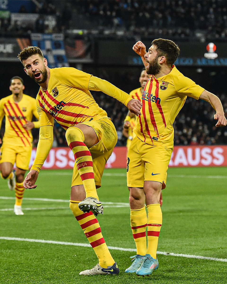 барселона наполи лига европы. наполи барселона лига чемпионов. футбол наполи барселона. барселона наполи 17. барселона наполи.