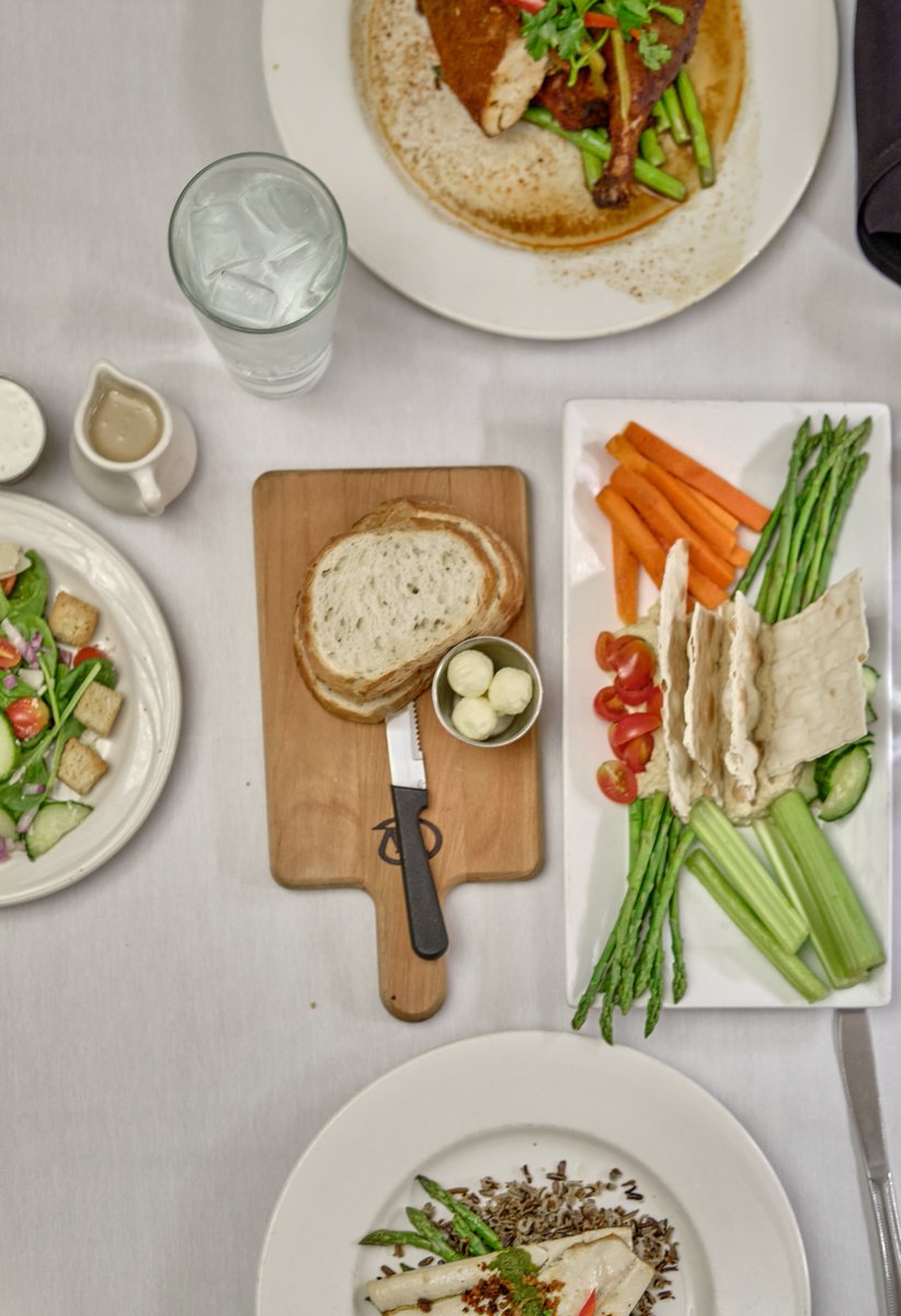 Enjoy fine dining without leaving your PJ's.
worthotel.com/silver-dollar-…