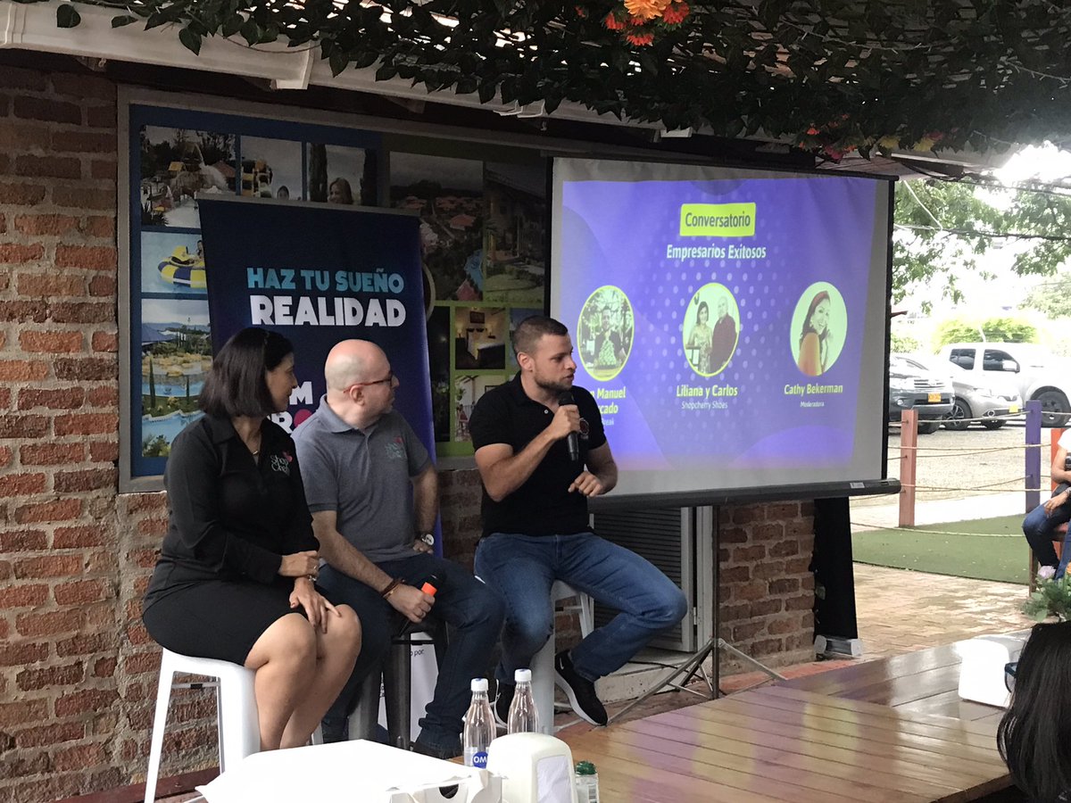 camaracali's tweet photo. #EmpresariosExitosos | En este encuentro nos acompañan los #empresarios Manuel Mercado, de #SushiBreak; y Liliana Sánchez y Carlos Cuellar, de #ShopcherryShoes. Ellos se refieren a las habilidades que desarrollaron en su camino empresarial como la organización. #Prospera https://t.co/BchRBzzwY7