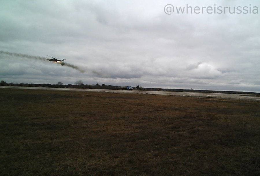 конотоп аэродром. аэродром антонов украина высадка десанта. аэродром антонов гостомель. утки на аэродроме. травяной аэродром.