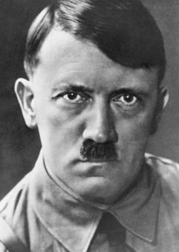 marillion13's tweet photo. TWO OF A KIND: #FCKPutin & #FCKHitler. #FCKNZS https://t.co/S3VP6GtHCB