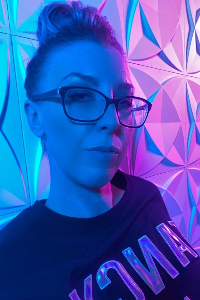 creatrix_lab's tweet image. Art:
the expression and application of human creative skill and imagination. Intended to be appreciated for beauty or emotional power. 

#southernoregon #oregonartist