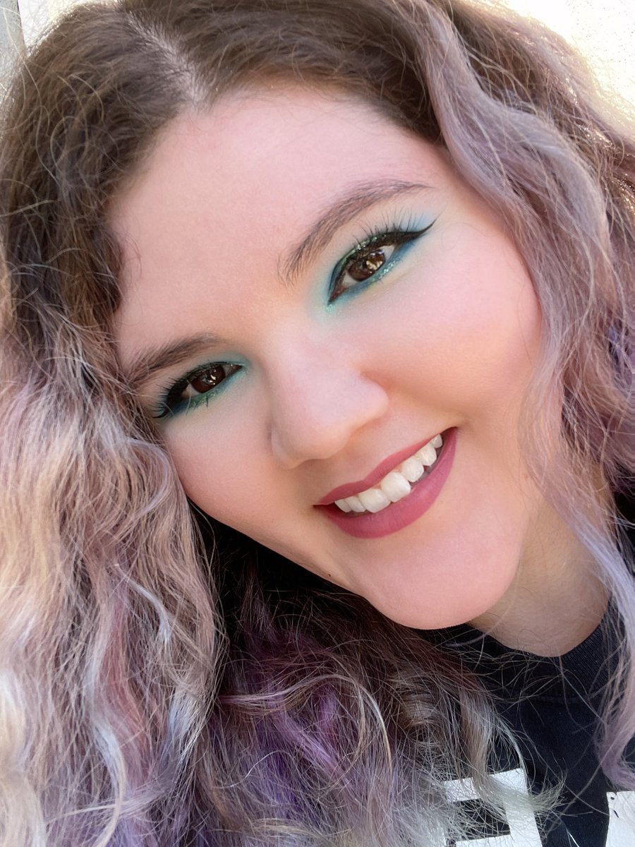 JacJacMB's tweet photo. Hehe ๐ #makeup #makeuplooks #bts #btsmakeup https://t.co/RO8ZcgvSyj