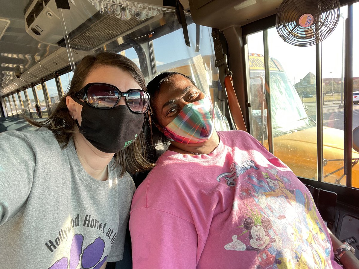 HESHORNETSROCK's tweet photo. This is how we roll in the PM, because HES Bus Drivers ROCK! Thank you Mrs. Rita, Ms. Emma, Ms. Bonnie, and Ms. Corenthia for your early mornings and late afternoons to ensure our HES Hornets arrive to school and home safely! ๐๐
#happybusdriverappreciationweek https://t.co/1FtjIATM5g
