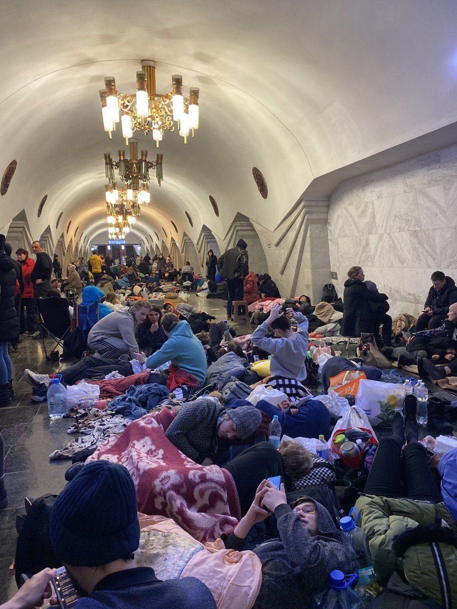 AlexKhrebet's tweet photo. Metro station in Kharkiv, the second-largest city in #Ukraine.
#StopRussia #StopWar https://t.co/VFqvLY64n7