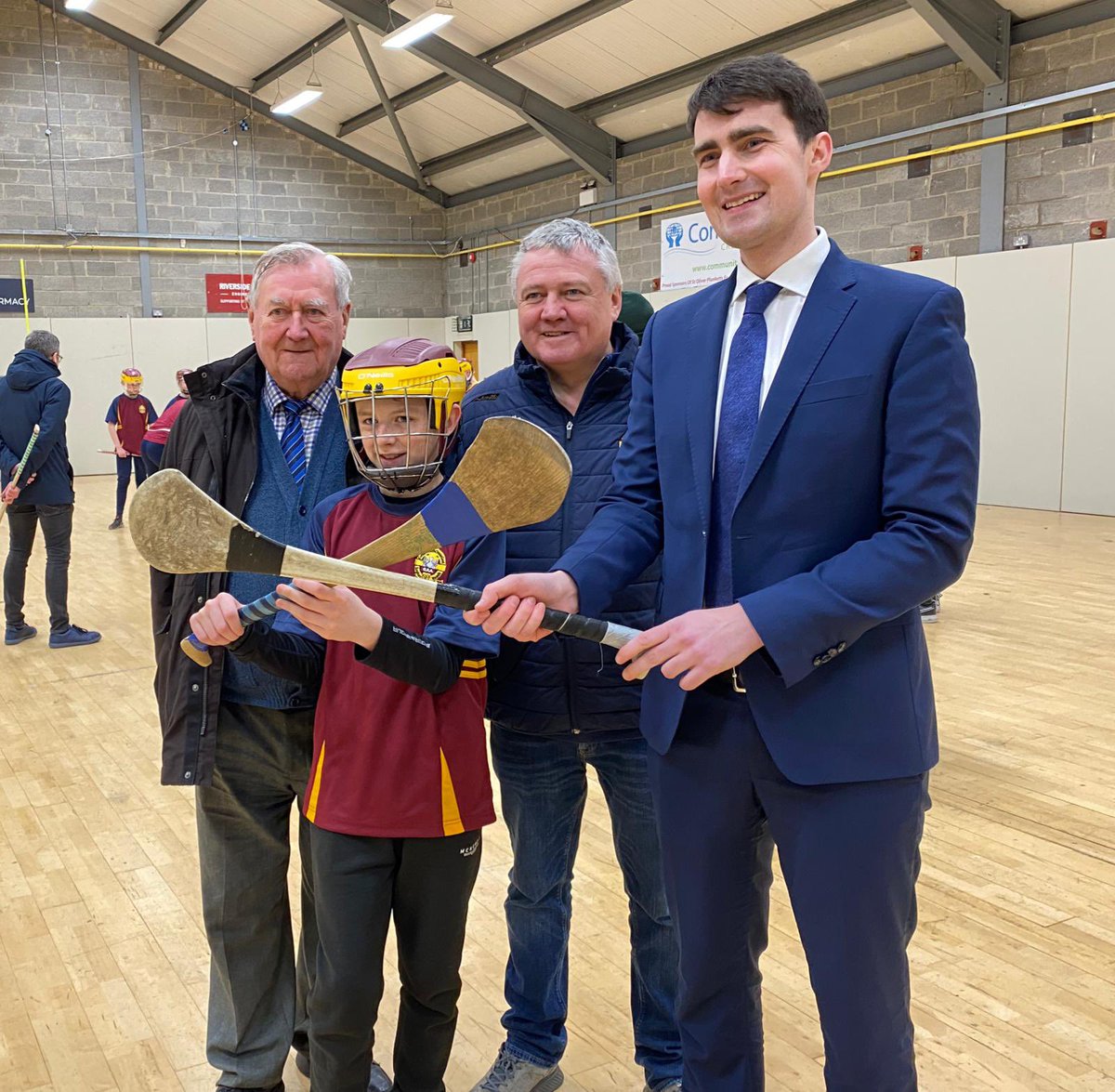 jackfchambers's tweet image. I met so many wonderful volunteers, players and club stalwarts on my visit to @plunketts_ie tonight. Great to see the progress made to their clubhouse in recent years. 

Delighted my department recently allocated €140k to help the club grow and serve the community.