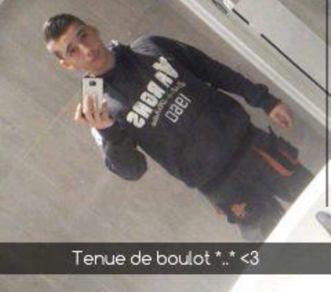 nathan_crrr's tweet photo. quand pendant la #worldwar3 on sera en tenu : https://t.co/TkeaJ7N4TF