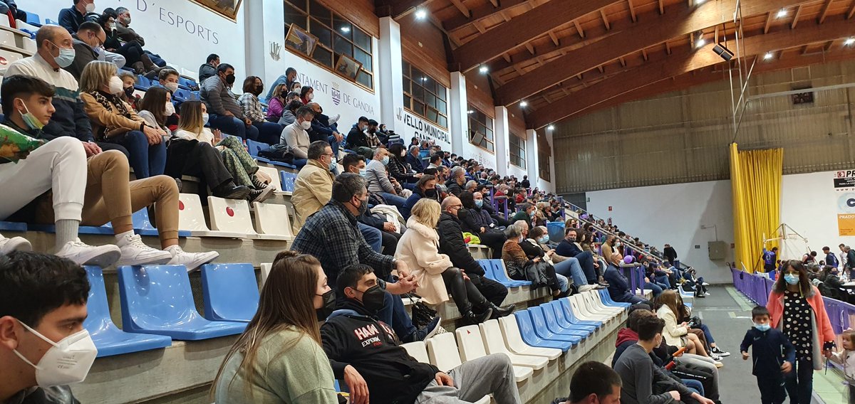 UPBGandia's tweet photo. 1º EQUIPO | 🥁👨🏀 

Soñando fuerte.
Este sábado con más sorpresas.🎶🥁
¿Lo repetimos otra vez @penyabigotetgnd?

🥳🎉Nos vemos mañana en el Isma Cantó Forum.🏟️

#UNITSCREIXEM 💜
@AngelsVision_ 👓 #EMBALPACK📦 #NISSANALMENAR🚗 #GANDIAMOTORS🚘 https://t.co/qUorUz9OPJ