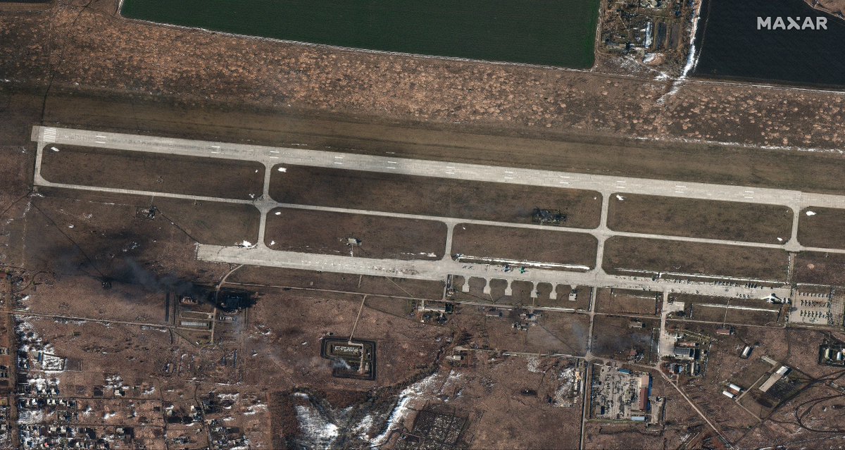 Maxar satellite imagery of damage to fuel storage areas and airport infrastructure at Chuhuiv Airbase: https://www.cnbc.com/2022/02/24/satellite-imagery-shows-russian-attack-on-ukraine-from-space.html  $MAXR  #Ukraine