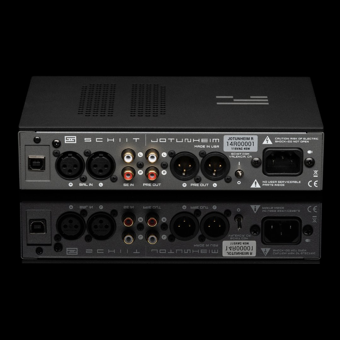 raalrequisite's tweet photo. 🔊 The Jotunheim R provides switchable baffle compensation, to ensure compatibility with future ribbon headphone models, as well as switchable passive preamp outputs, and both balanced and single-ended inputs.

#chordelectronics #engineer #raalrequisite #jotunheim #sr1a https://t.co/GKnRSXD041