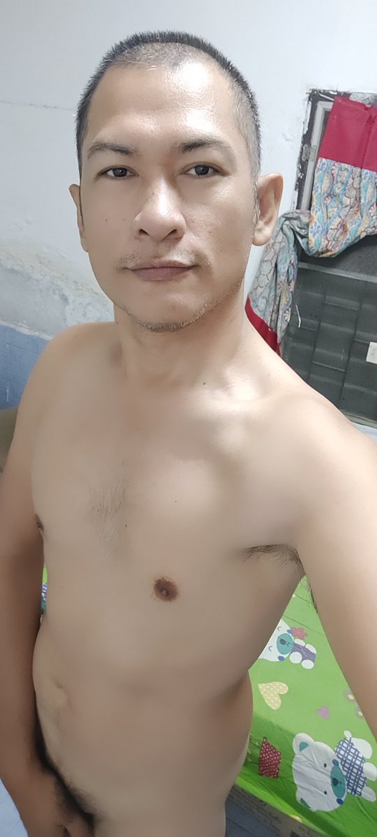 วันนี้มีนวดตอนเย็นแต่ช่วงกลางวันว่างคนอ้วนคนไหนสนใจนวดแอดไลน์สอบถามได้นะครับdamrus