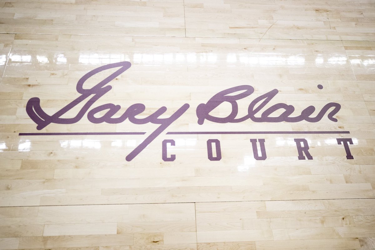 AggieWBB's tweet photo. The court is his 🐐

#GigEm https://t.co/VH7cyuBsRI